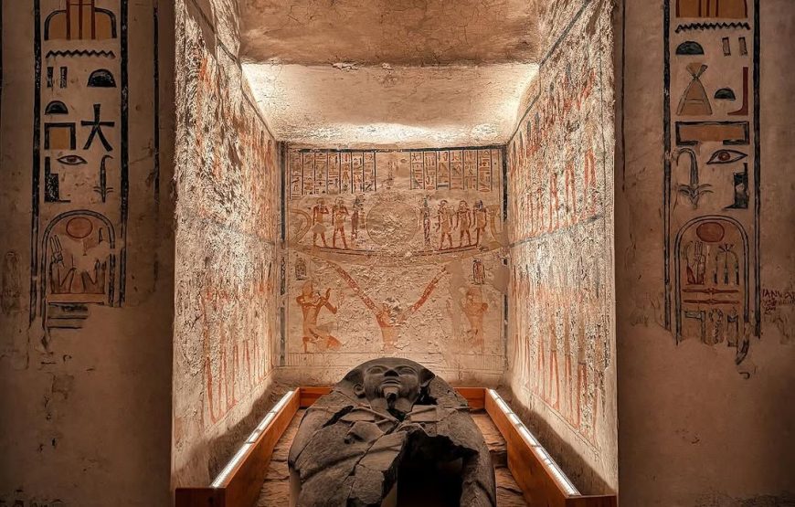 Luxor: East and West Bank Private Full-Day Tour