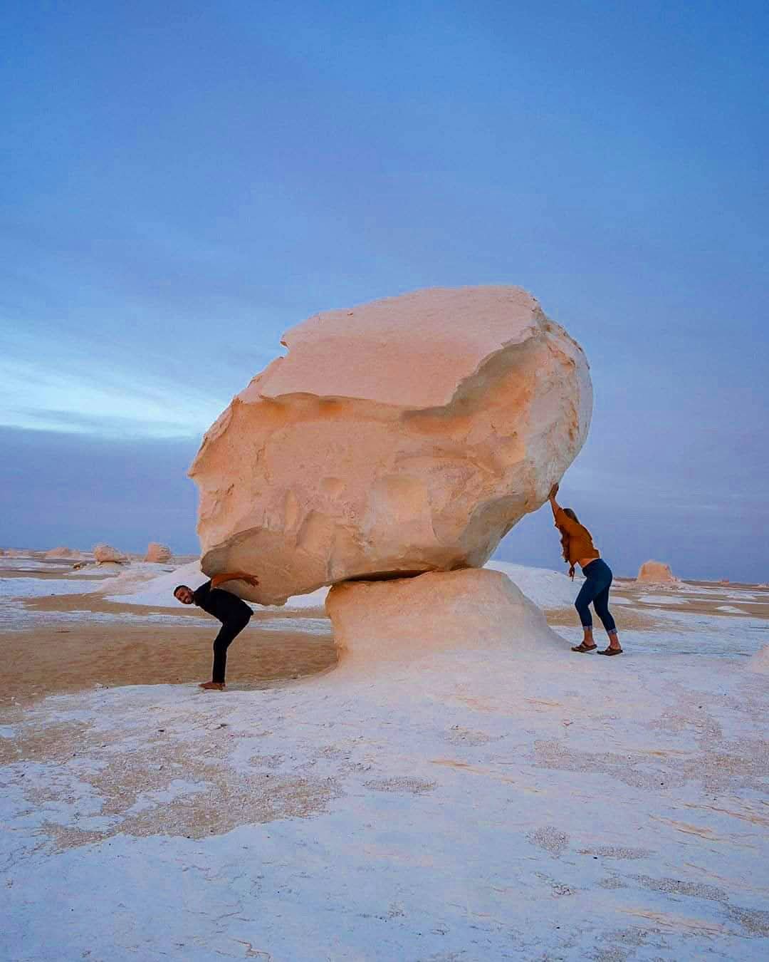 White Desert Adventure Trip – Egypt
