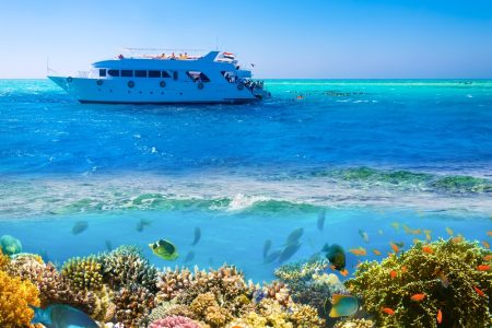 Hurghada: Full-Day Orange Bay Boat Tour